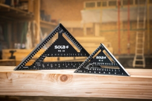 RS 30 МНОГОФУНКЦИОНАЛЕН ПРАВ ЪГЪЛ SOLA